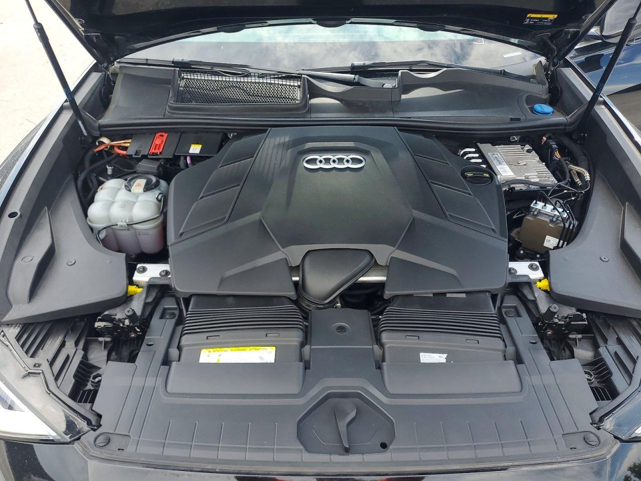 2019 AUDI Q8 — фото 12