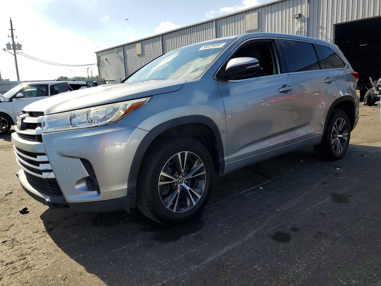 2018 TOYOTA HIGHLANDER — фото 1