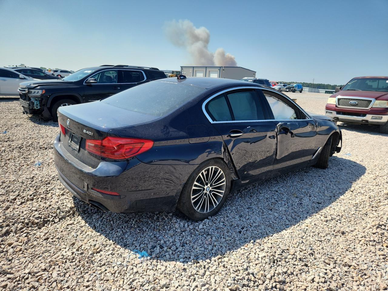 2018 BMW 5 SERIES — фото 3