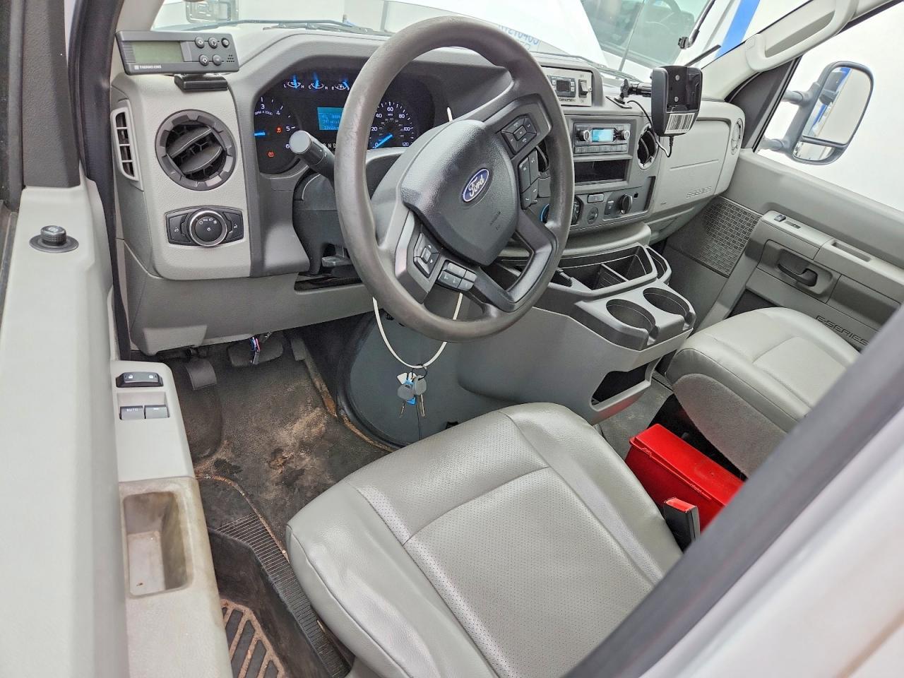 2024 FORD ECONOLINE — фото 8