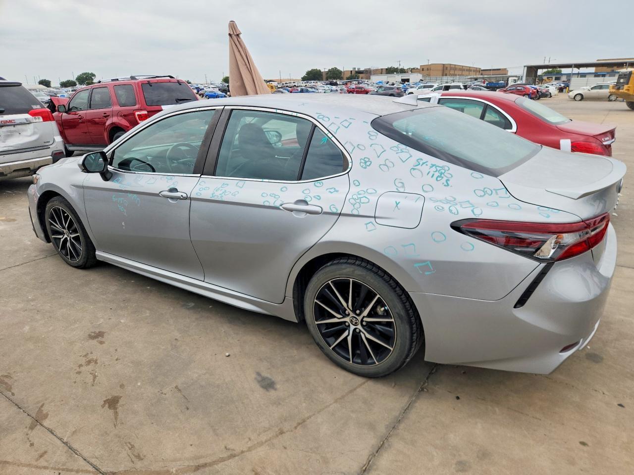 2022 TOYOTA CAMRY HYBRID — фото 2