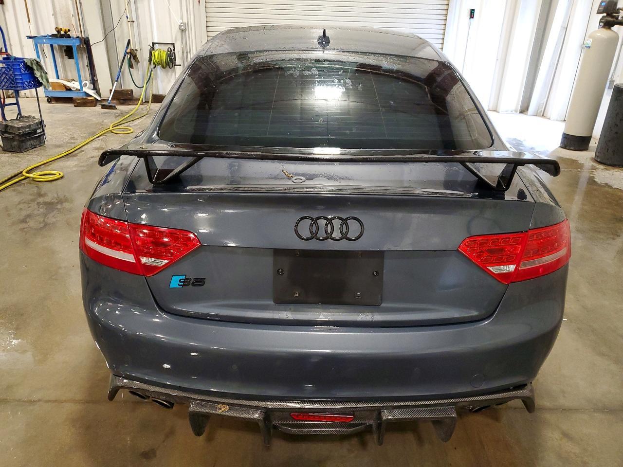 2011 AUDI RS5 — фото 6