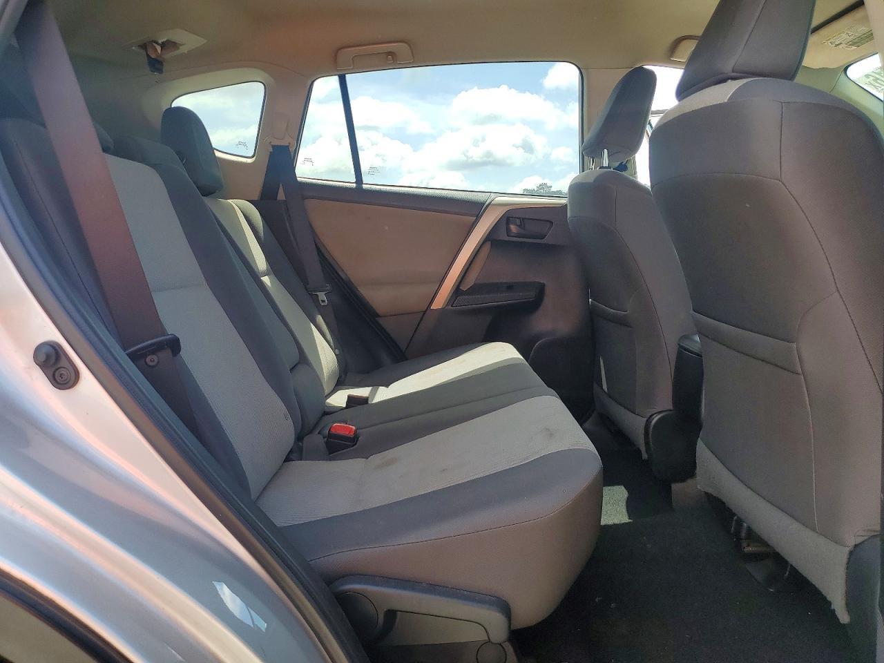 2014 TOYOTA RAV4 — фото 11
