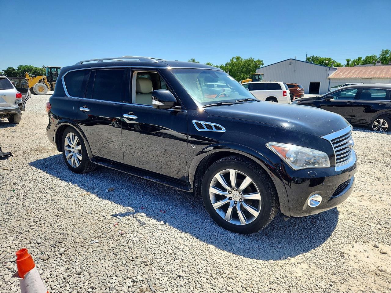 INFINITI QX80