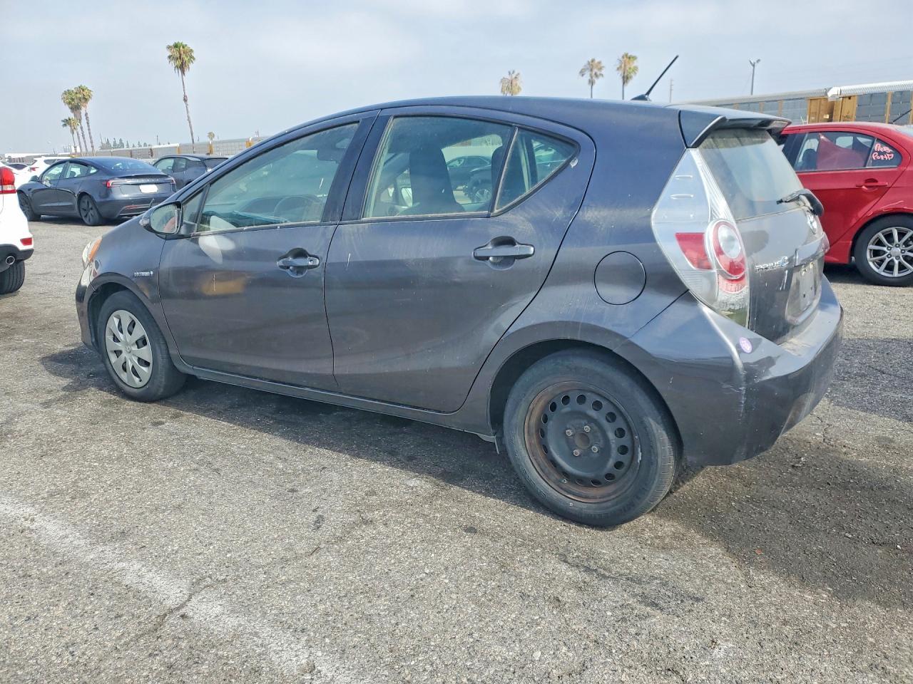 TOYOTA PRIUS C