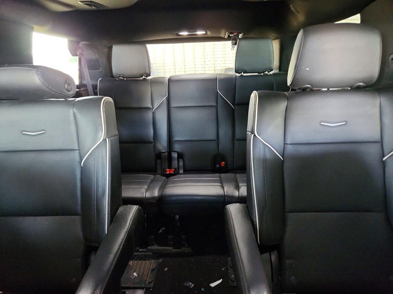 CADILLAC ESCALADE