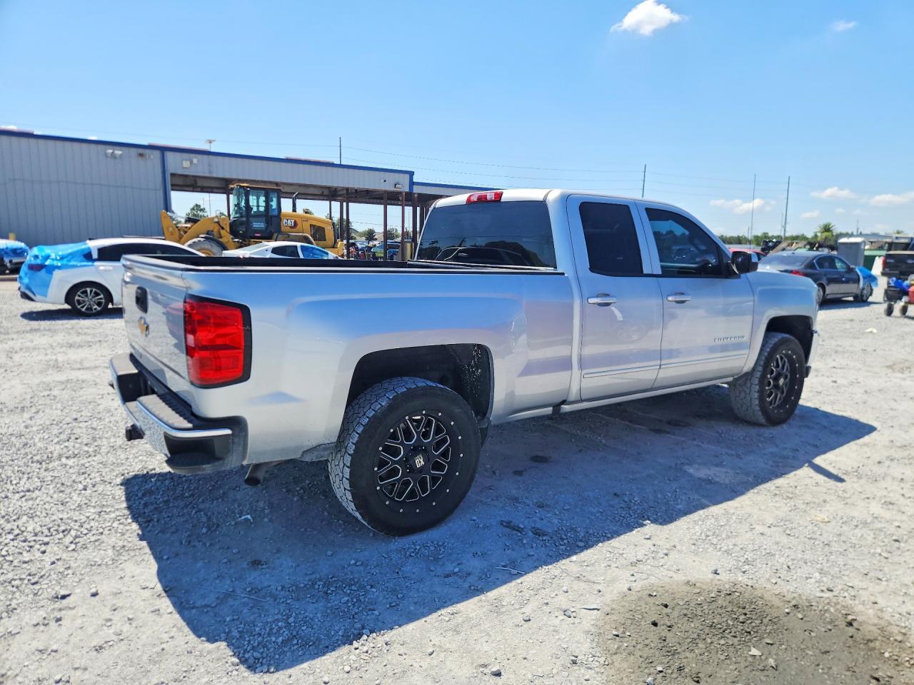 2019 CHEVROLET SILVERADO 1500 — фото 3
