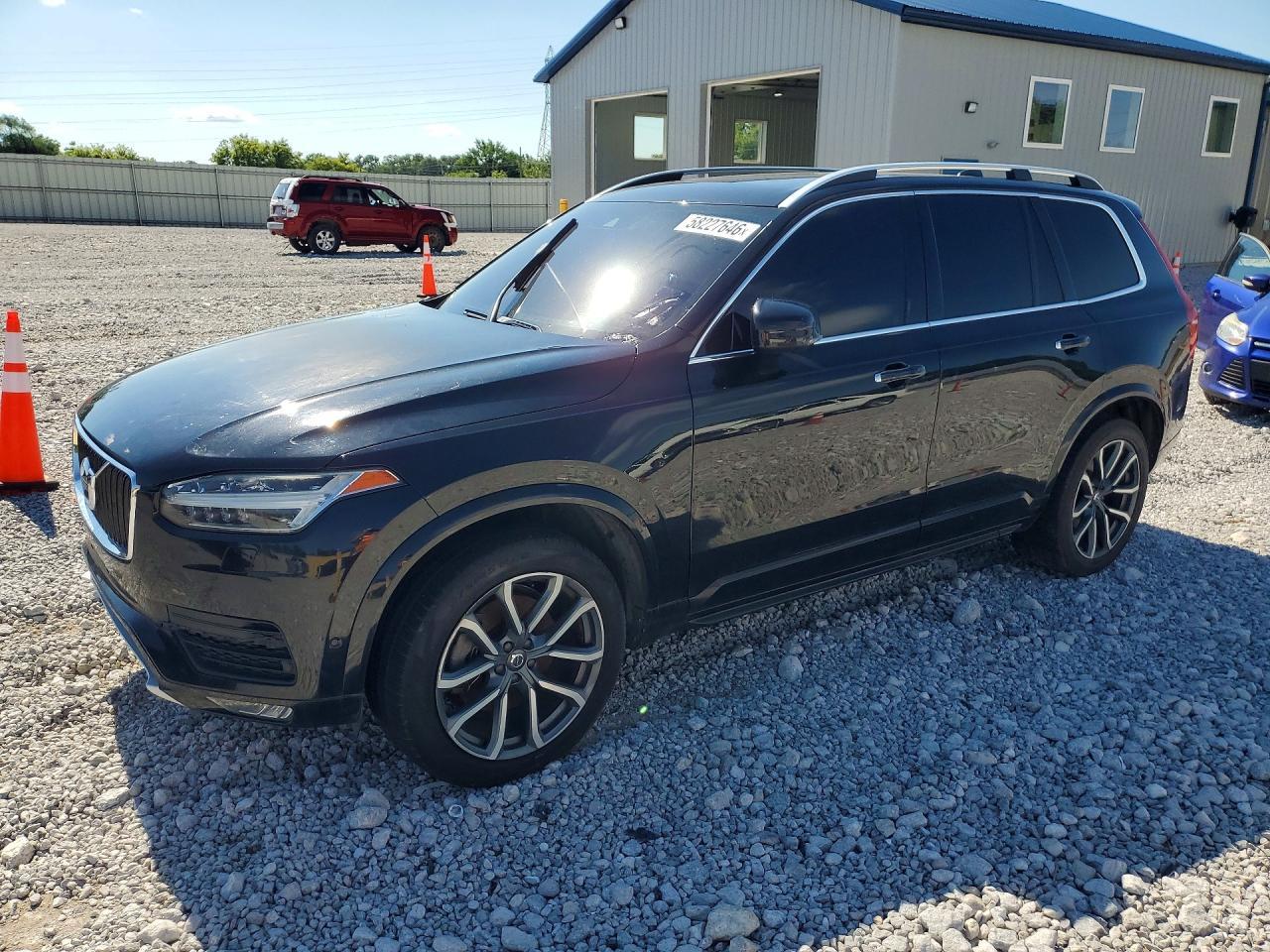 2017 VOLVO XC90 — фото 1
