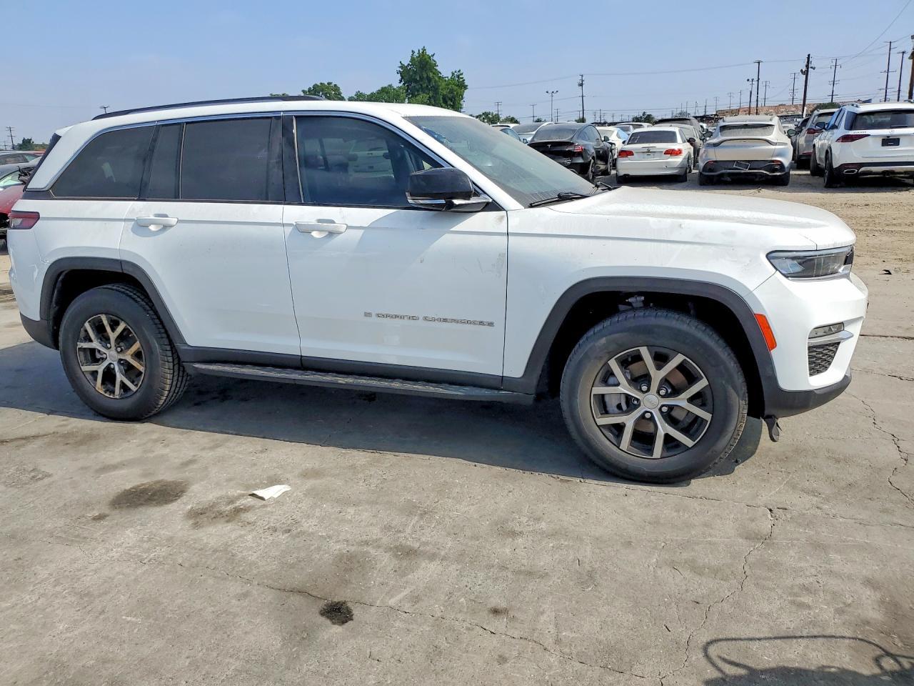 2023 JEEP GRAND CHEROKEE — фото 4