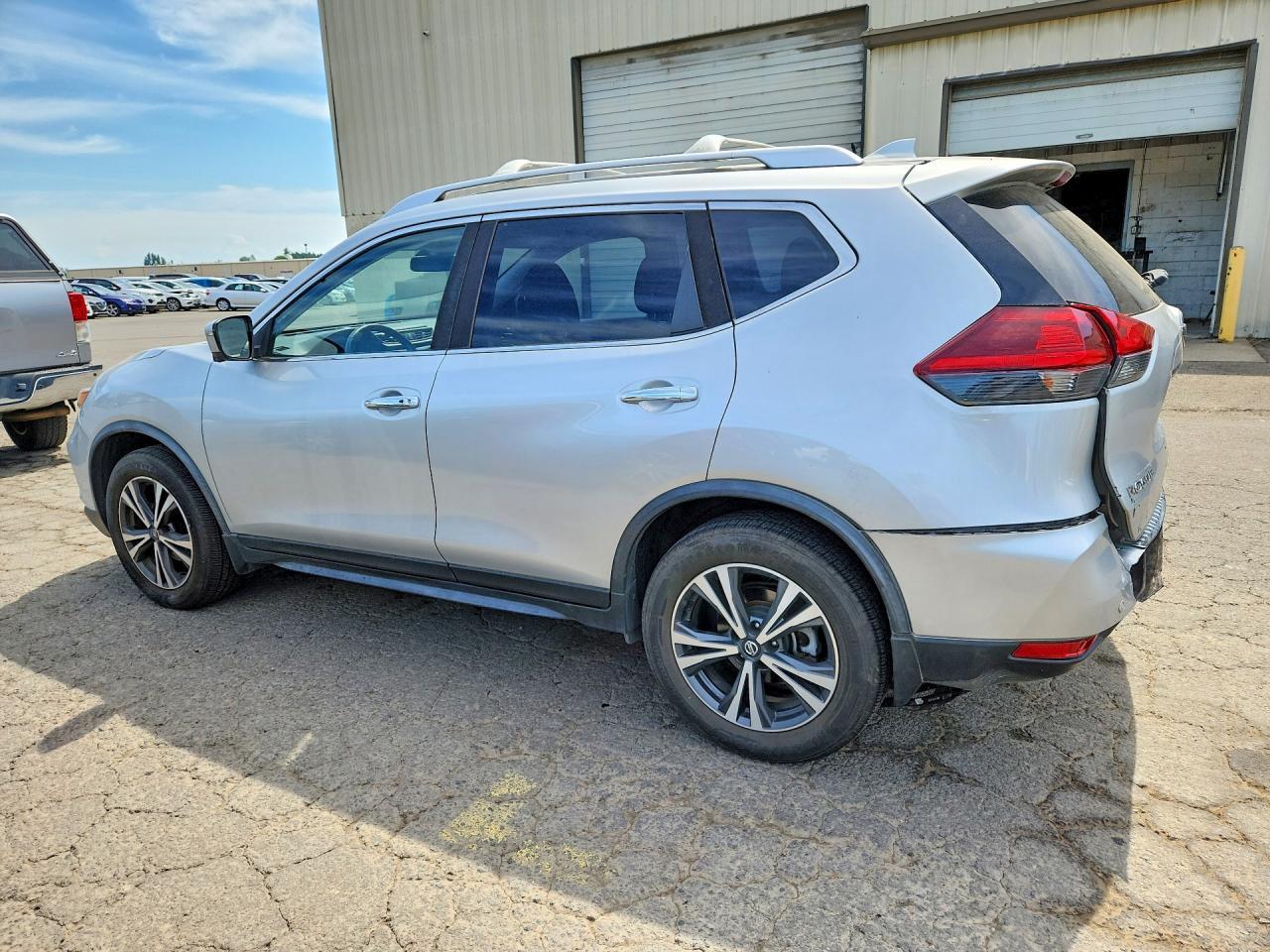 2019 NISSAN ROGUE — фото 2