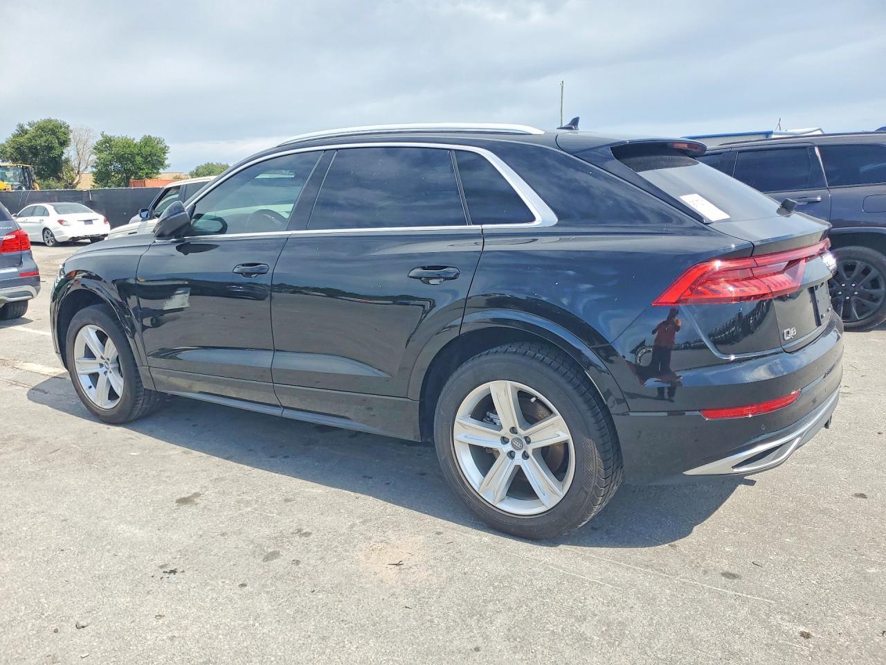 2019 AUDI Q8 — фото 2