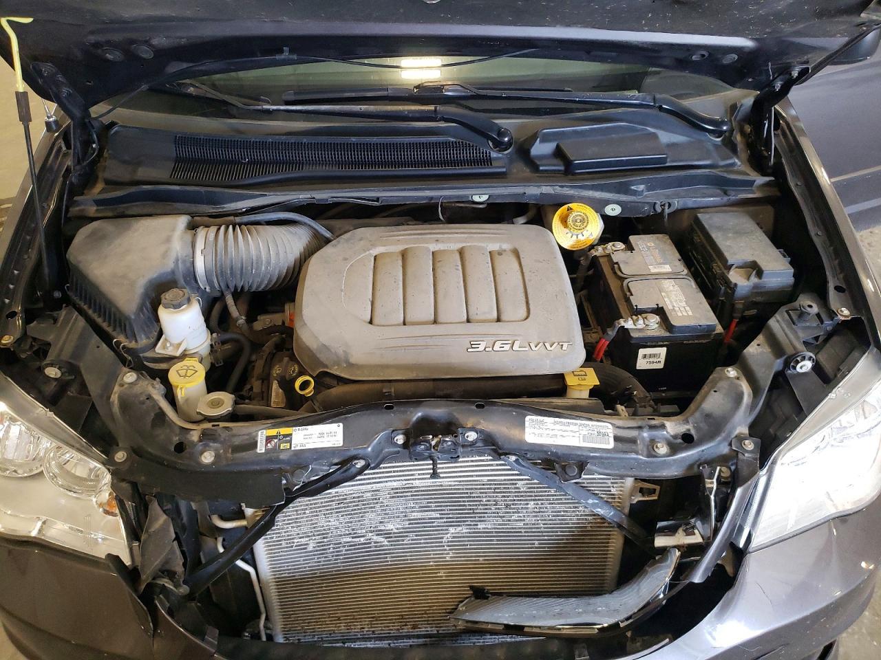 2016 DODGE GRAND CARAVAN — фото 12