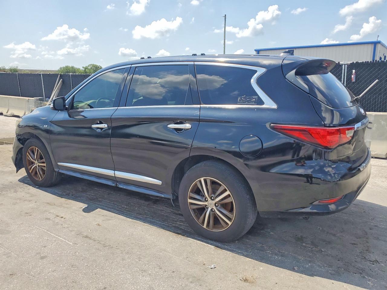 2018 INFINITI QX60 — фото 2