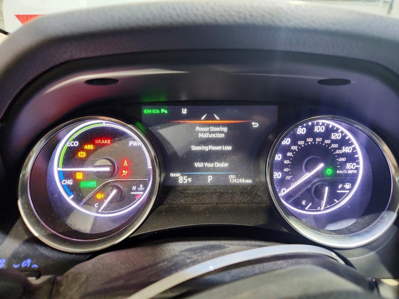 2018 TOYOTA CAMRY HYBRID — фото 9