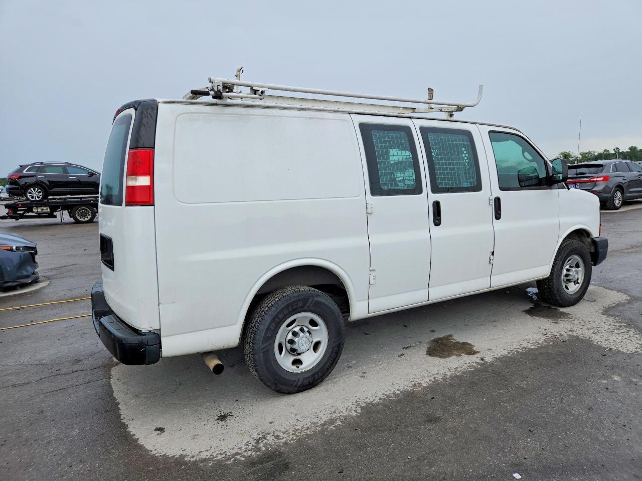2015 CHEVROLET EXPRESS — фото 3