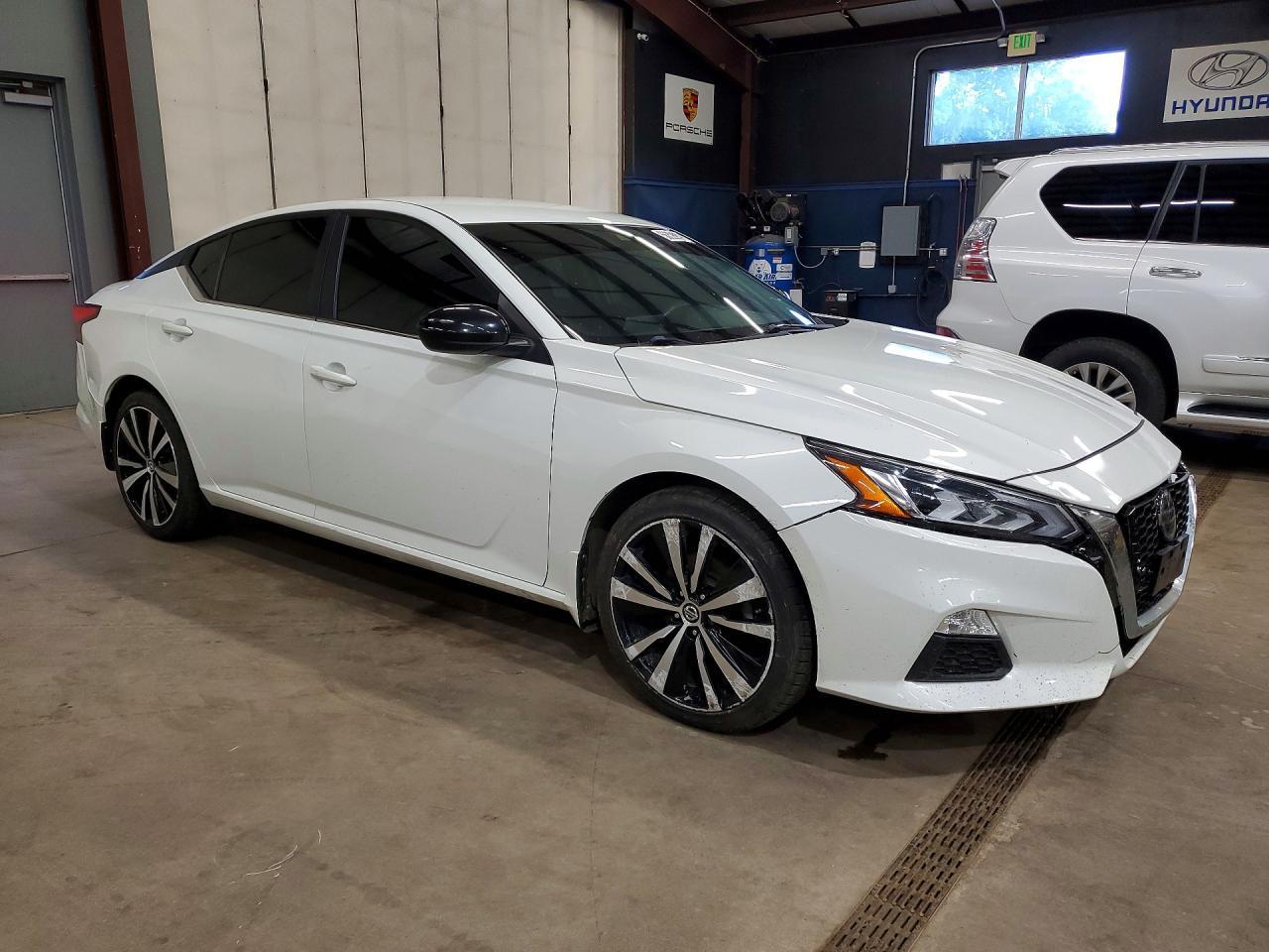 2021 NISSAN ALTIMA — фото 4