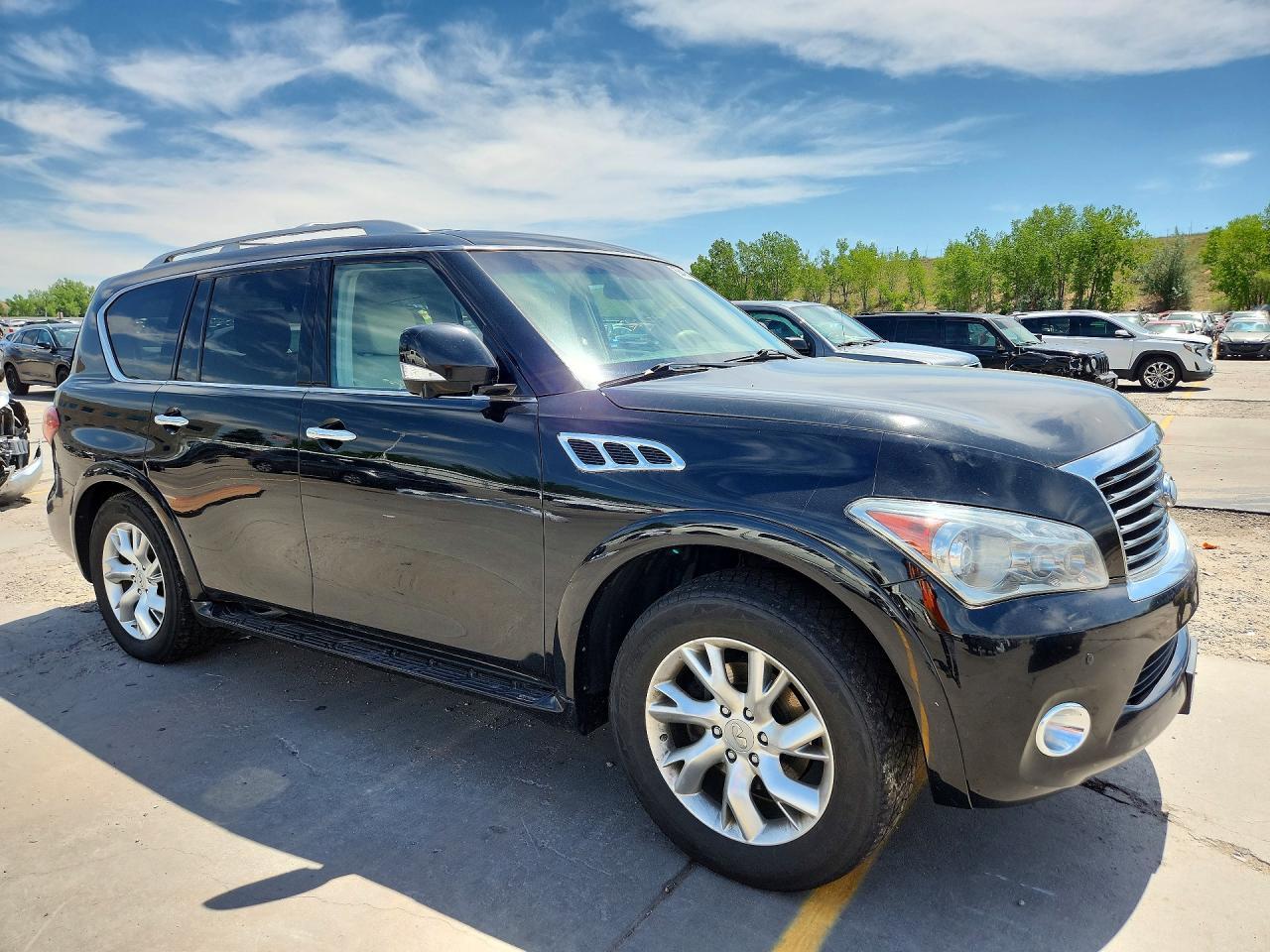 2013 INFINITI QX56 — фото 4