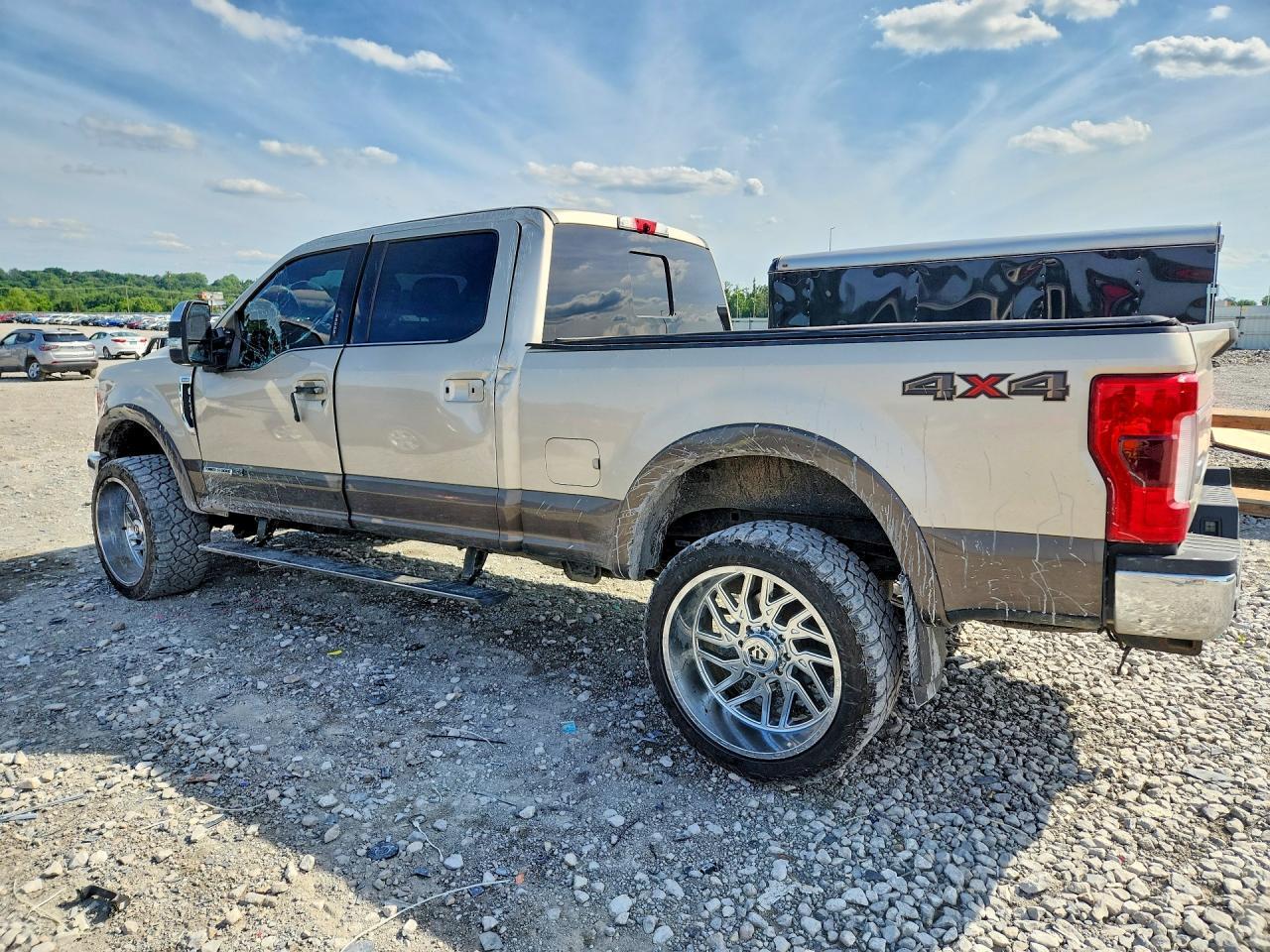 2017 FORD F-250 — фото 2