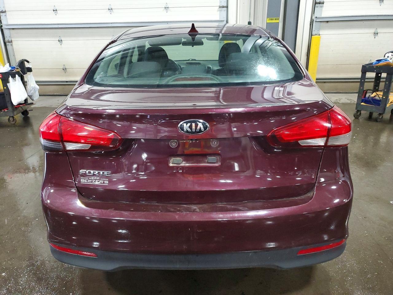 2017 KIA FORTE — фото 6