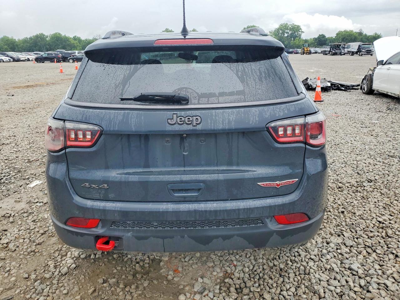 2017 JEEP COMPASS — фото 6
