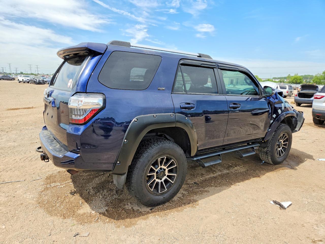2019 TOYOTA 4RUNNER — фото 3