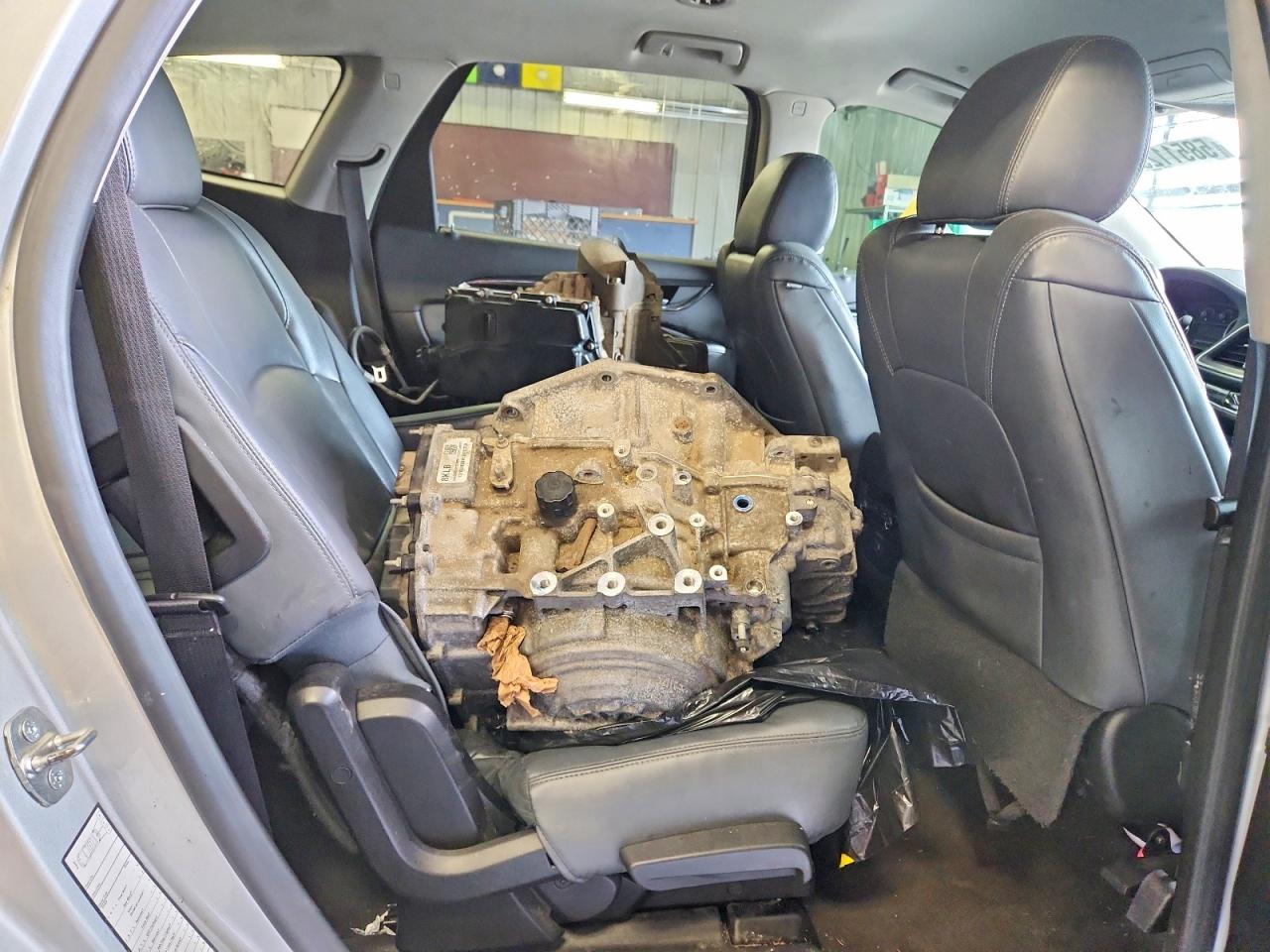 2019 BUICK ENCLAVE — фото 11