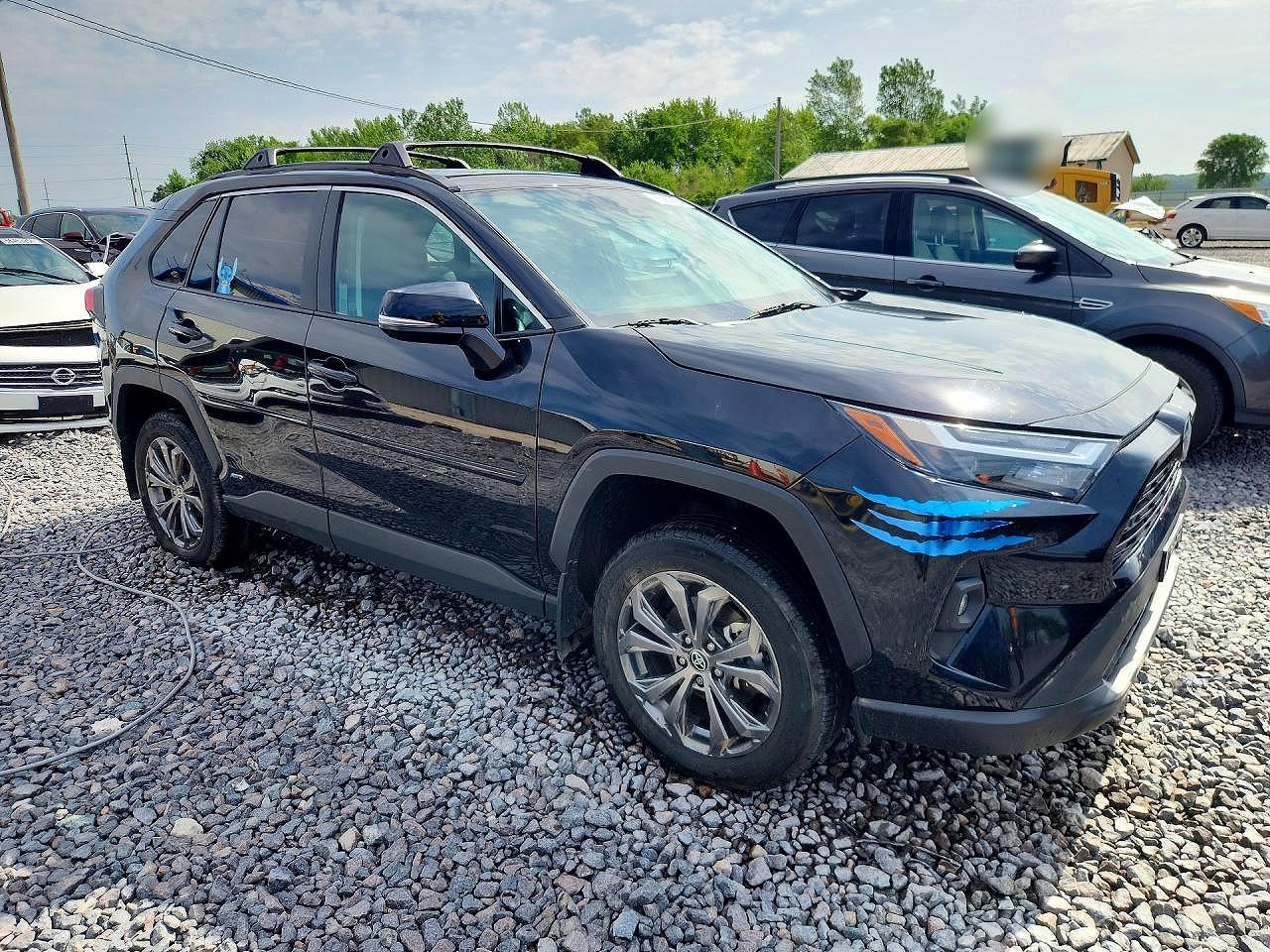 2023 TOYOTA RAV4 HYBRID — фото 4