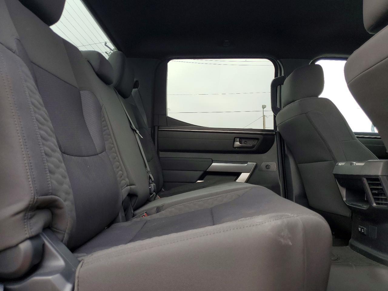 2026 TOYOTA TUNDRA — фото 10