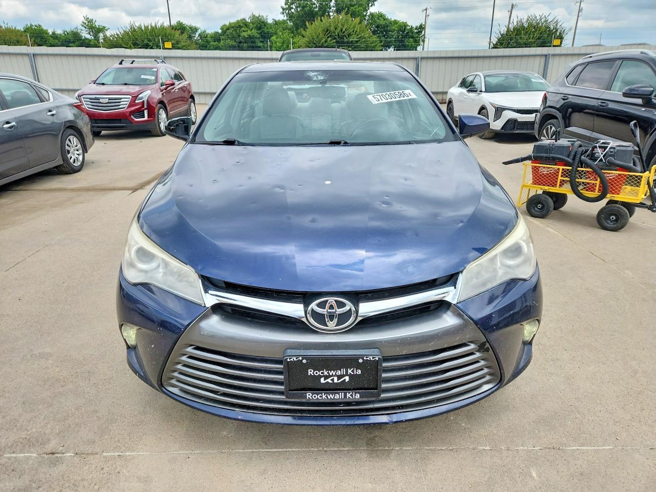 2017 TOYOTA CAMRY — фото 5