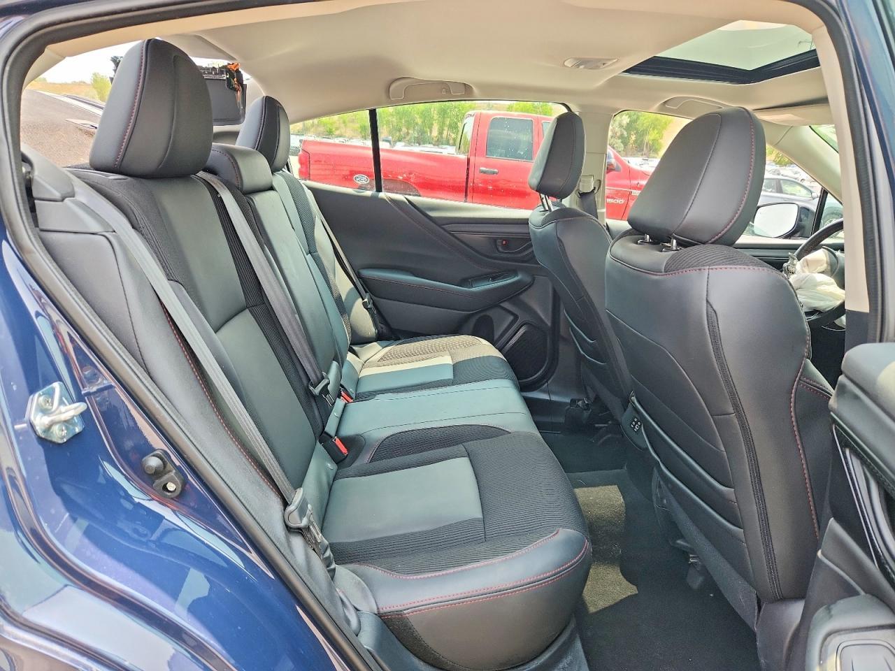 2025 SUBARU LEGACY — фото 10