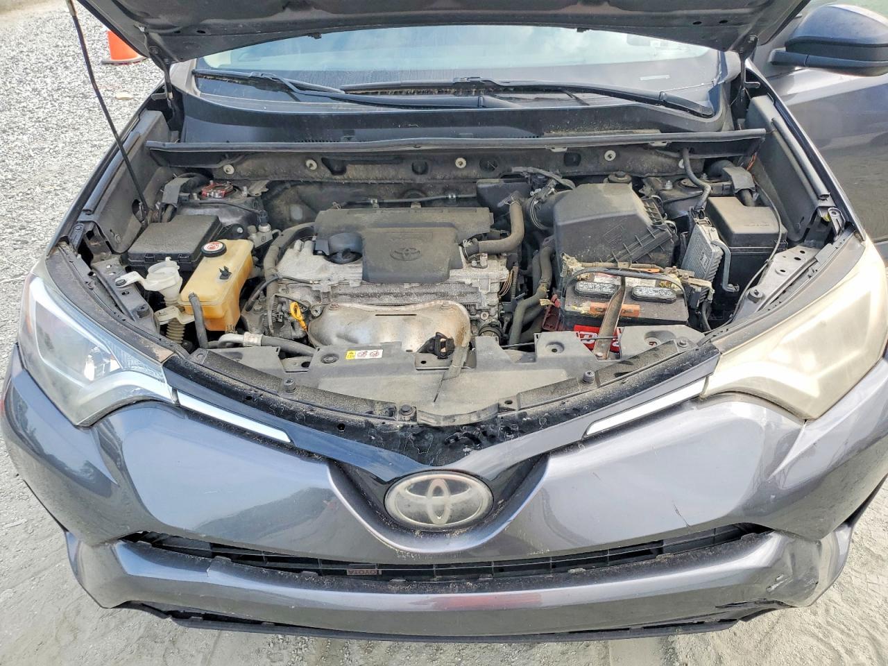 2018 TOYOTA RAV4 — фото 12
