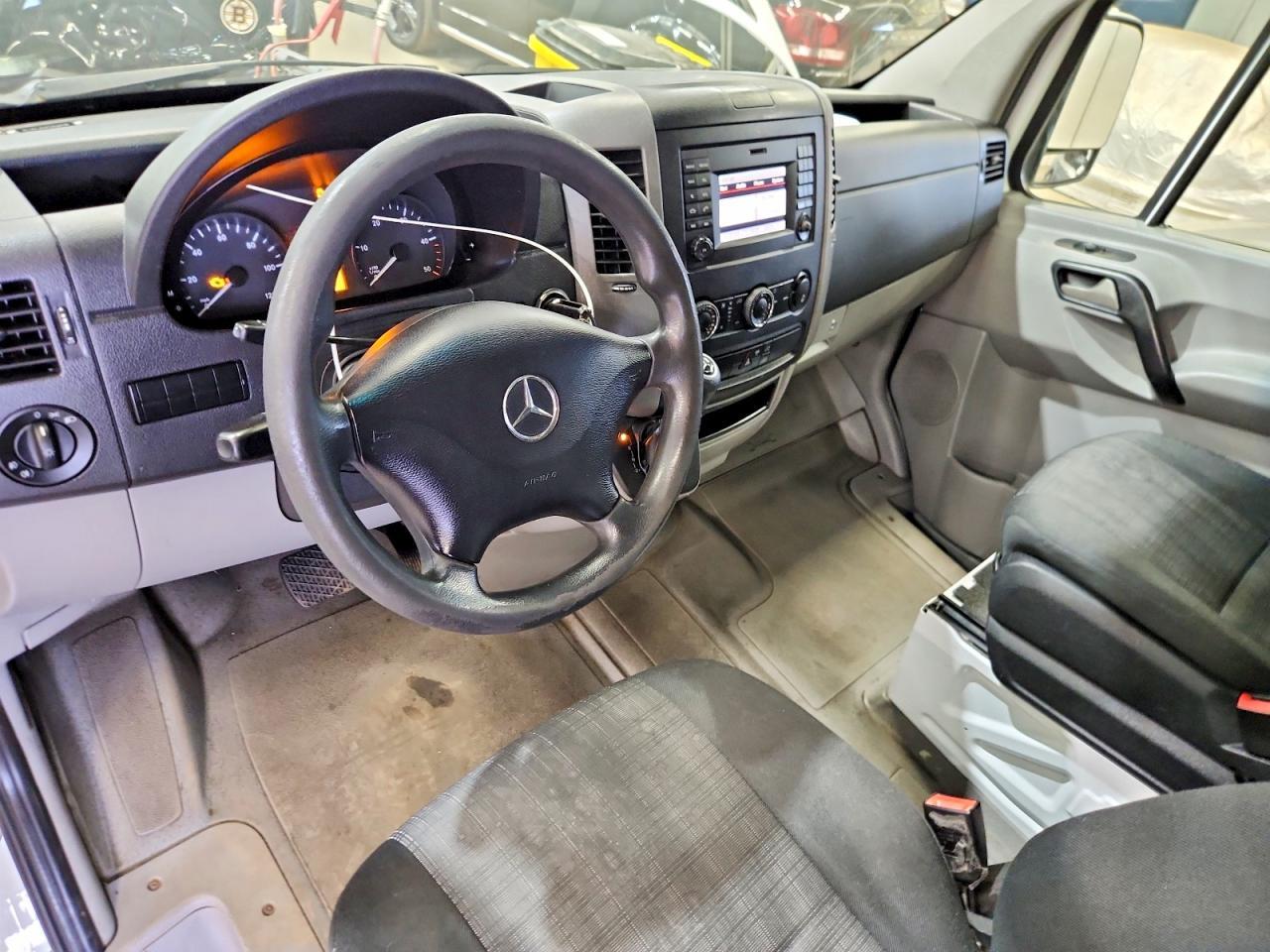 2016 MERCEDES-BENZ SPRINTER — фото 8