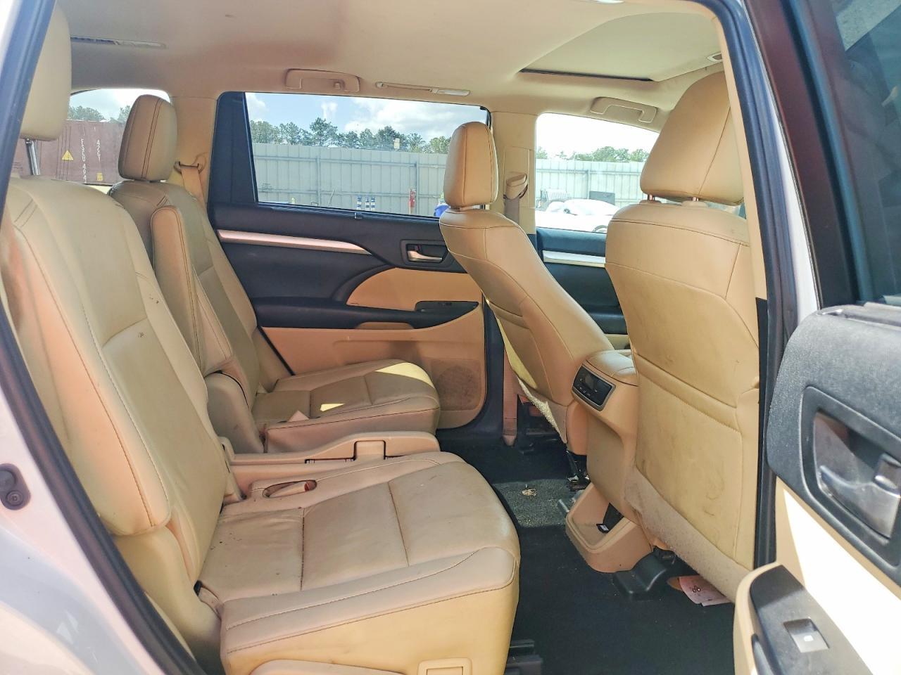 2019 TOYOTA HIGHLANDER — фото 11