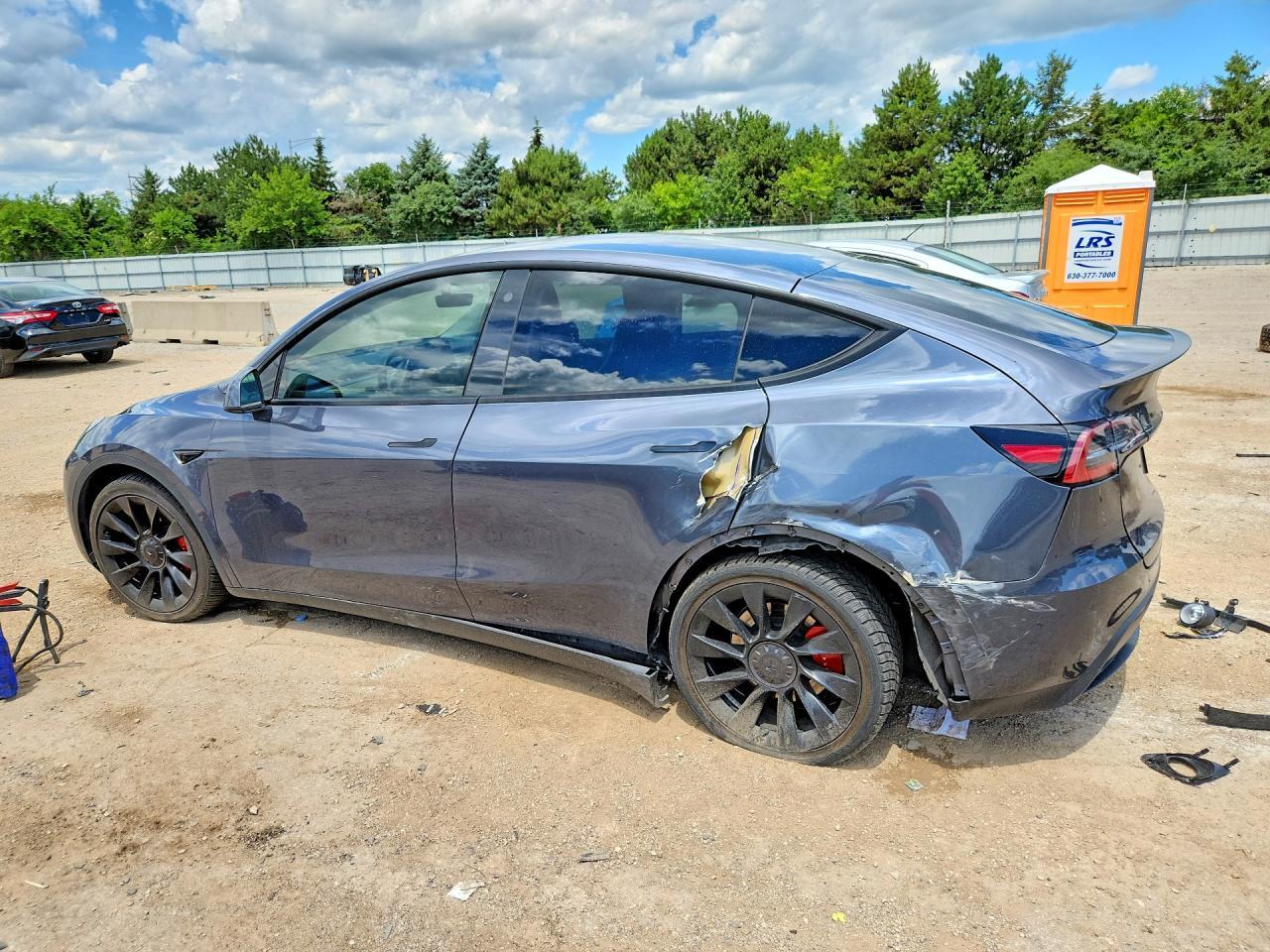 2023 TESLA MODEL Y — фото 2