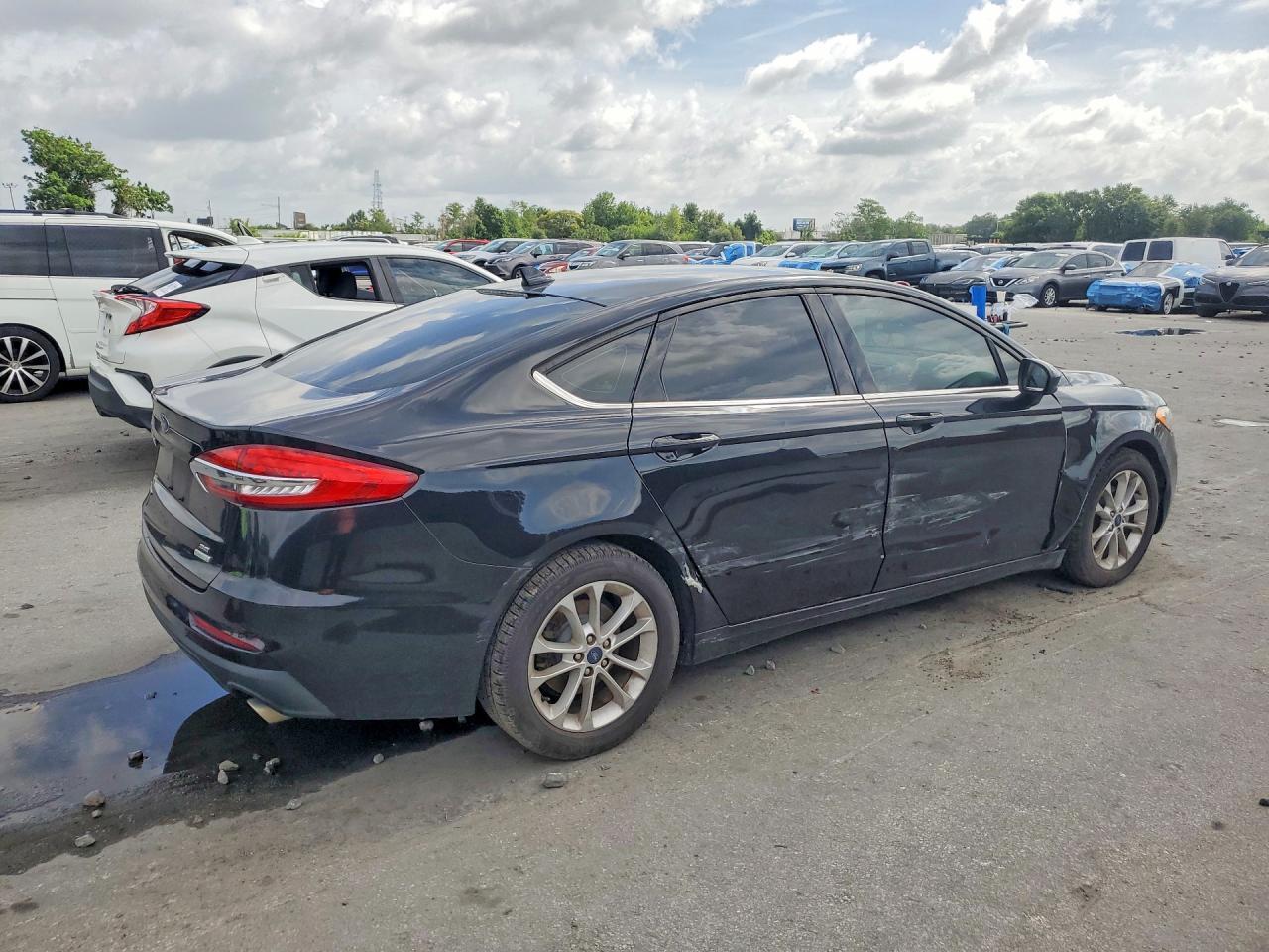 FORD FUSION