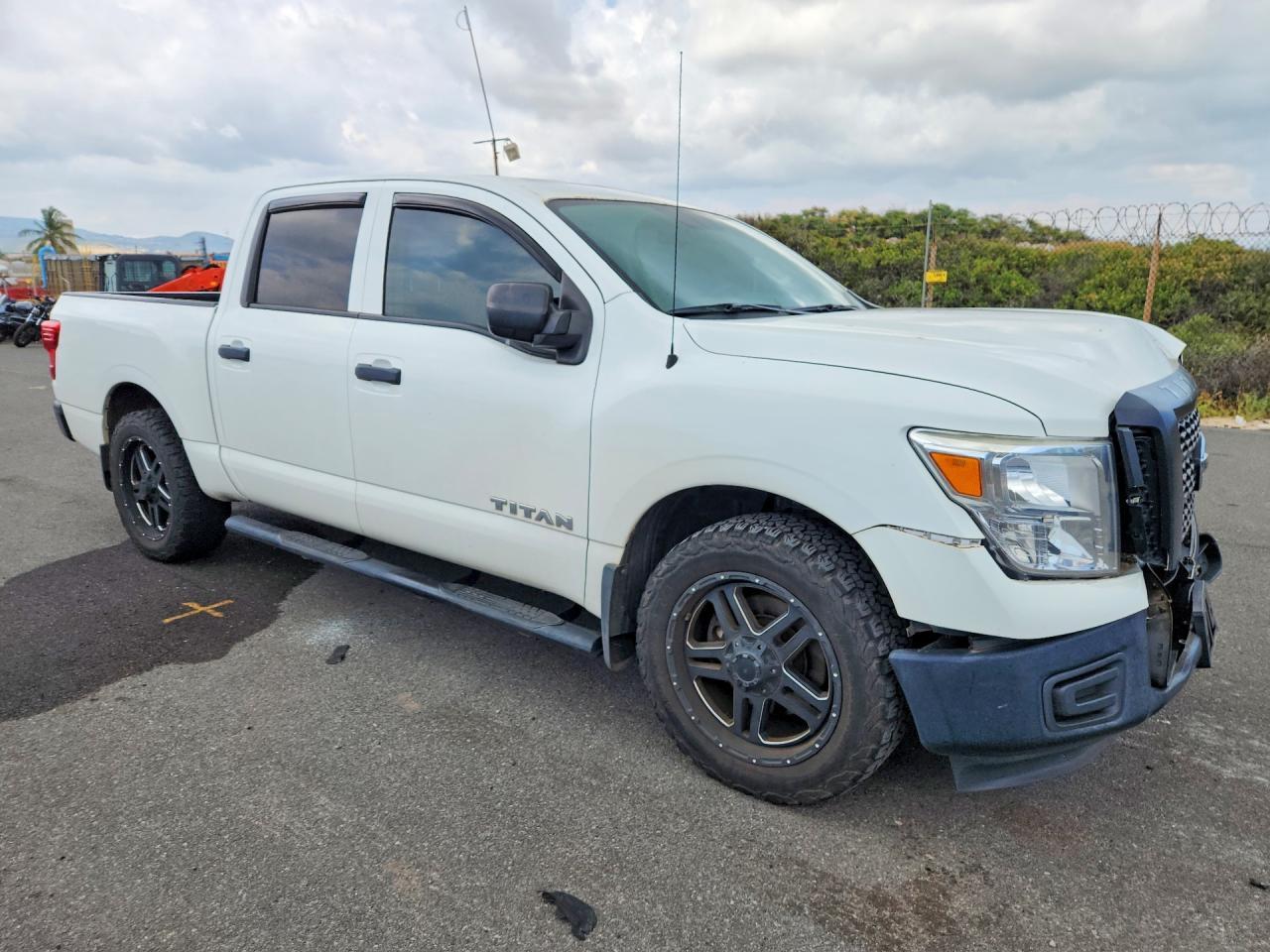 2018 NISSAN TITAN — фото 4