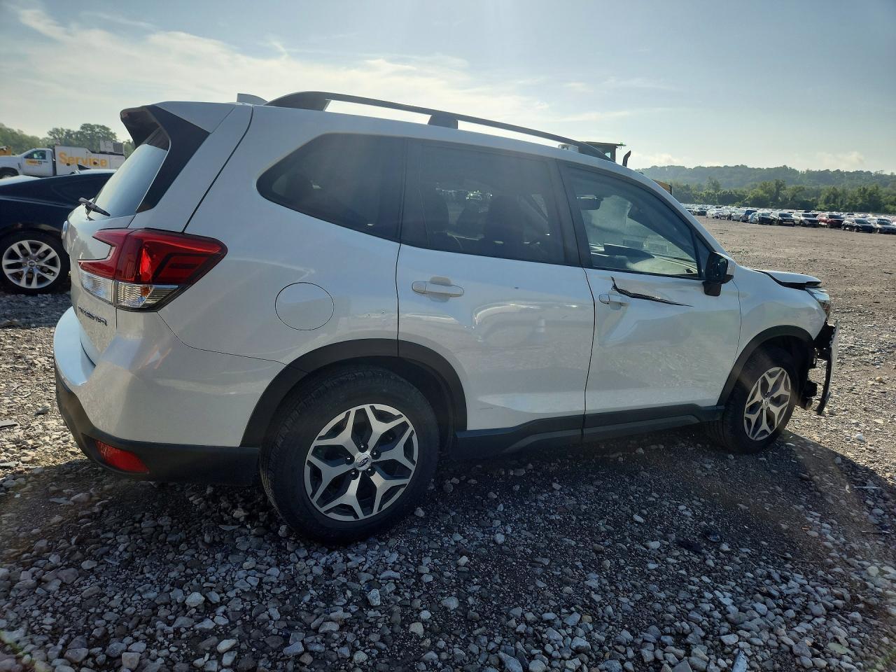 2019 SUBARU FORESTER — фото 3