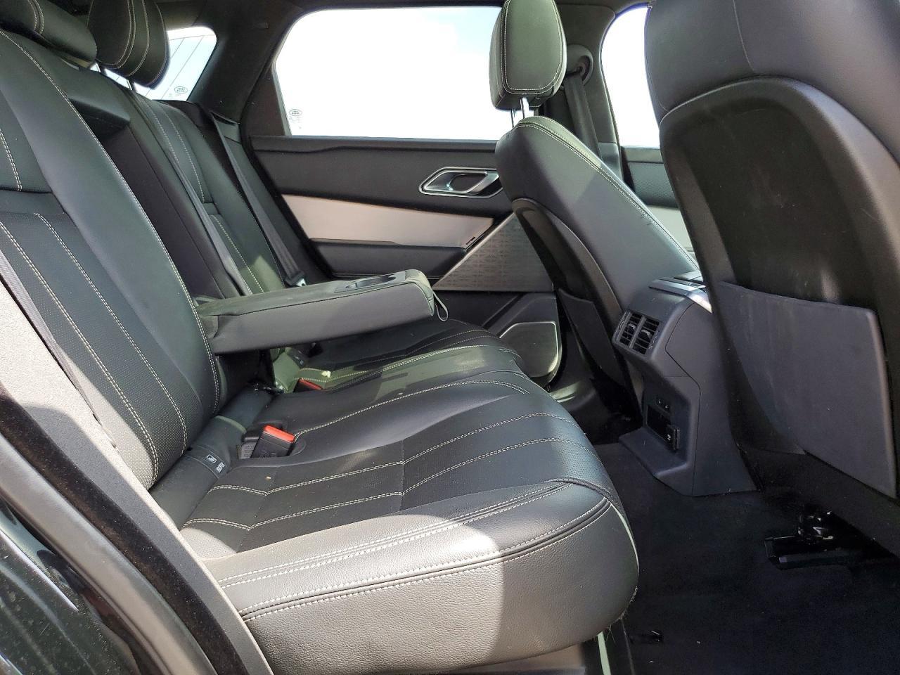 2019 LAND ROVER RANGE ROVER VELAR — фото 10