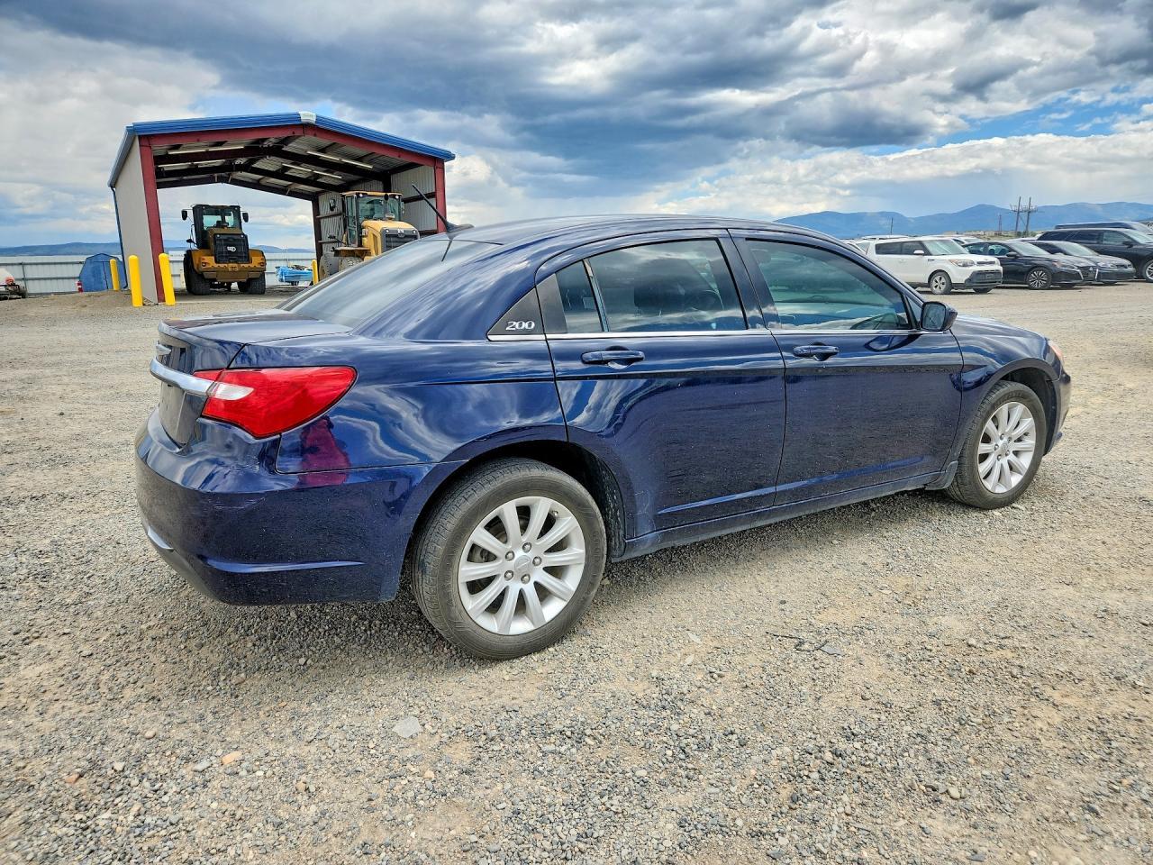 2013 CHRYSLER 200 — фото 3