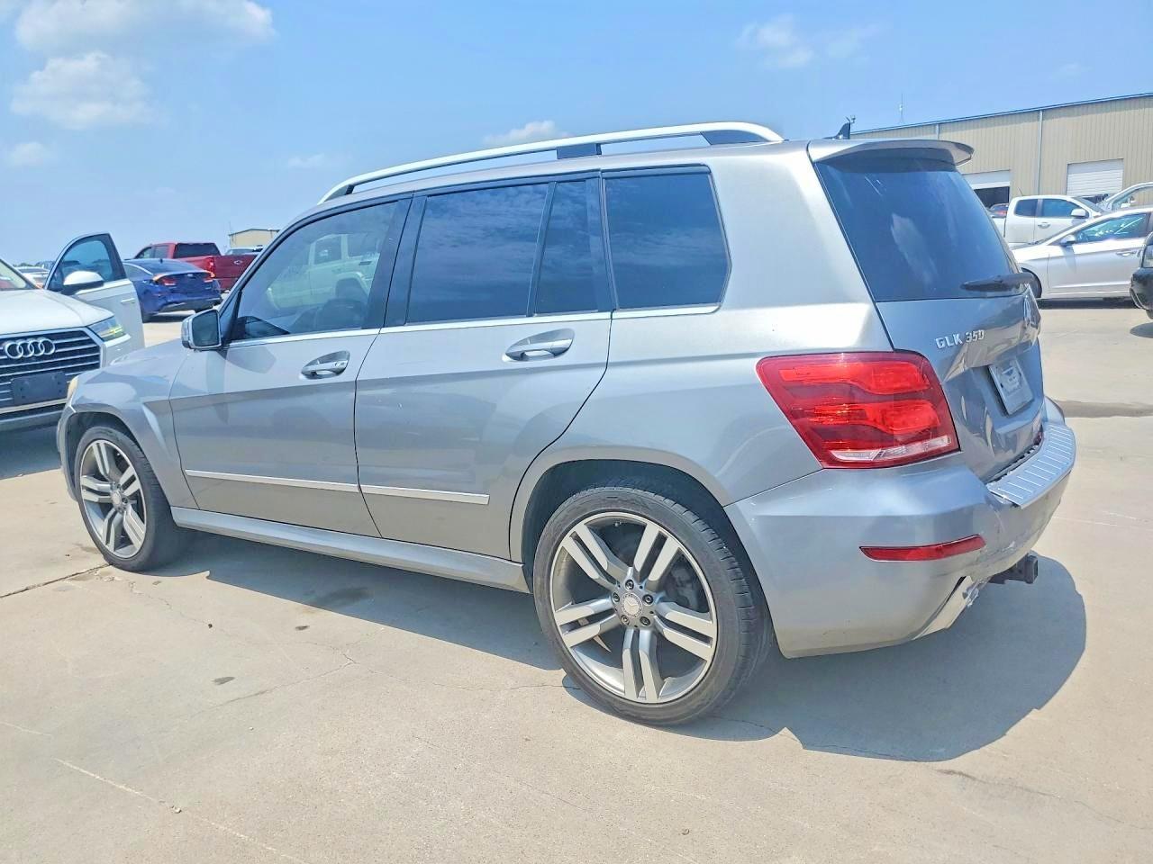 2015 MERCEDES-BENZ GLK-CLASS — фото 2