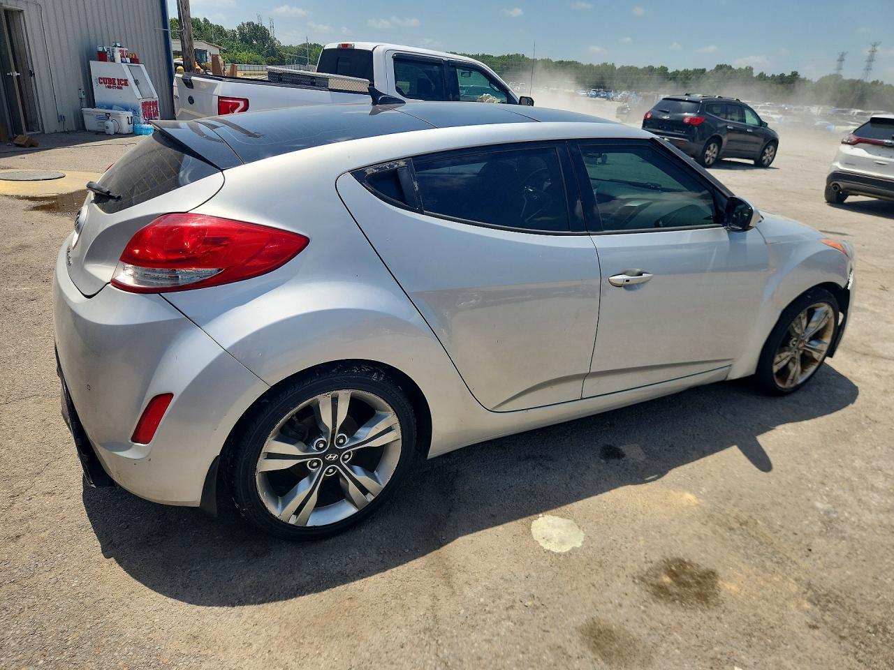 2013 HYUNDAI VELOSTER — фото 3