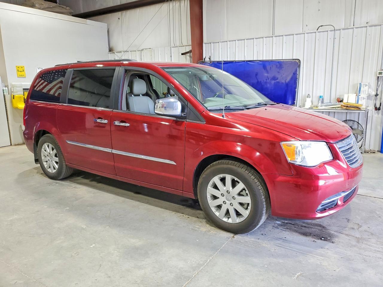 2012 CHRYSLER TOWN & COUNTRY — фото 4