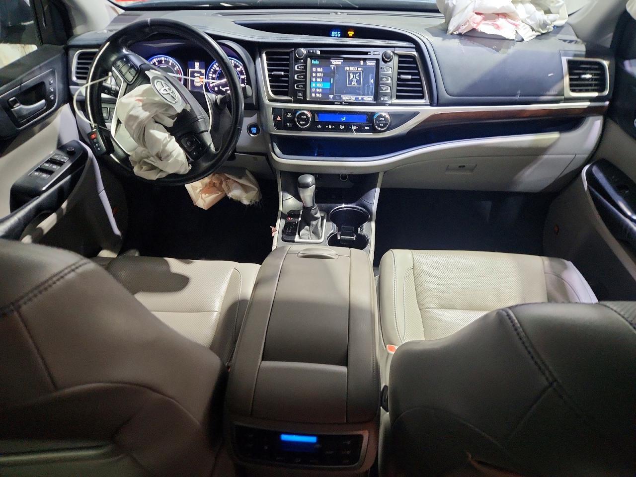 2015 TOYOTA HIGHLANDER — фото 8