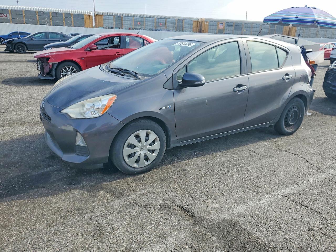 TOYOTA PRIUS C