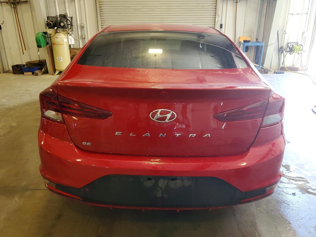 2020 HYUNDAI ELANTRA — фото 6