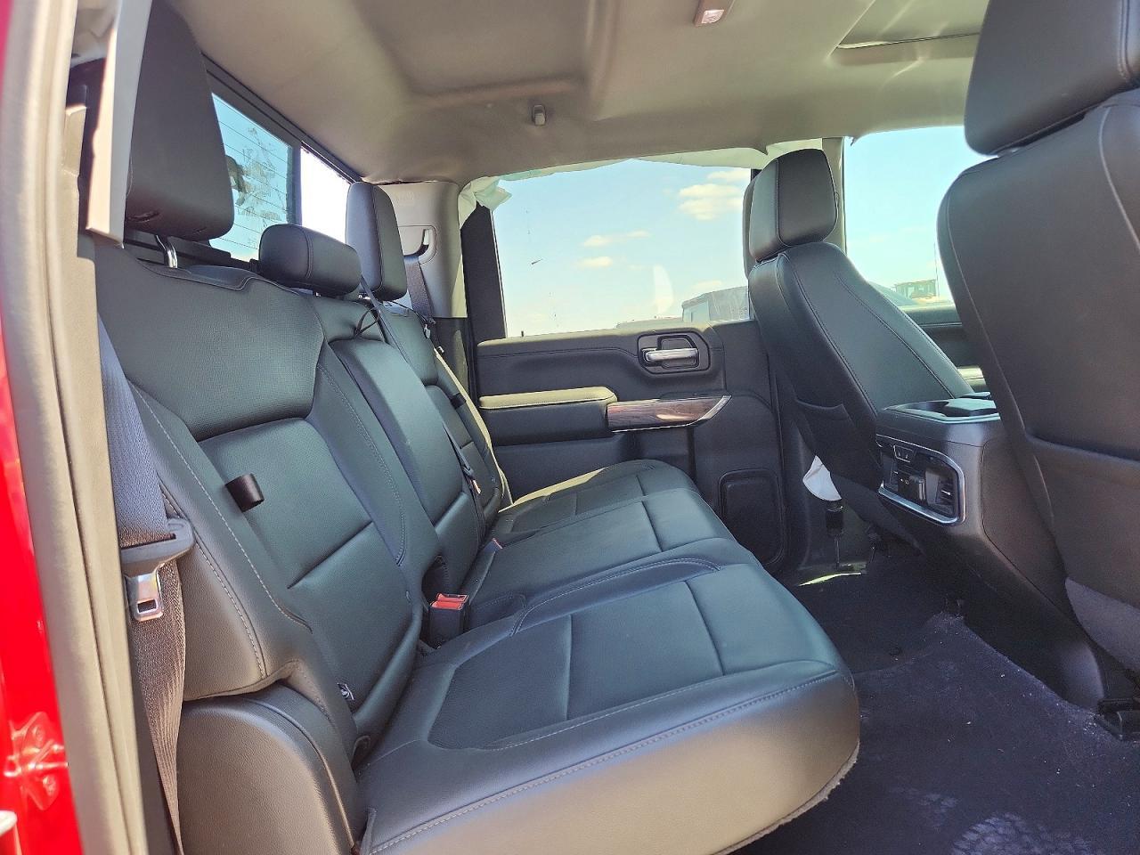 CHEVROLET SILVERADO