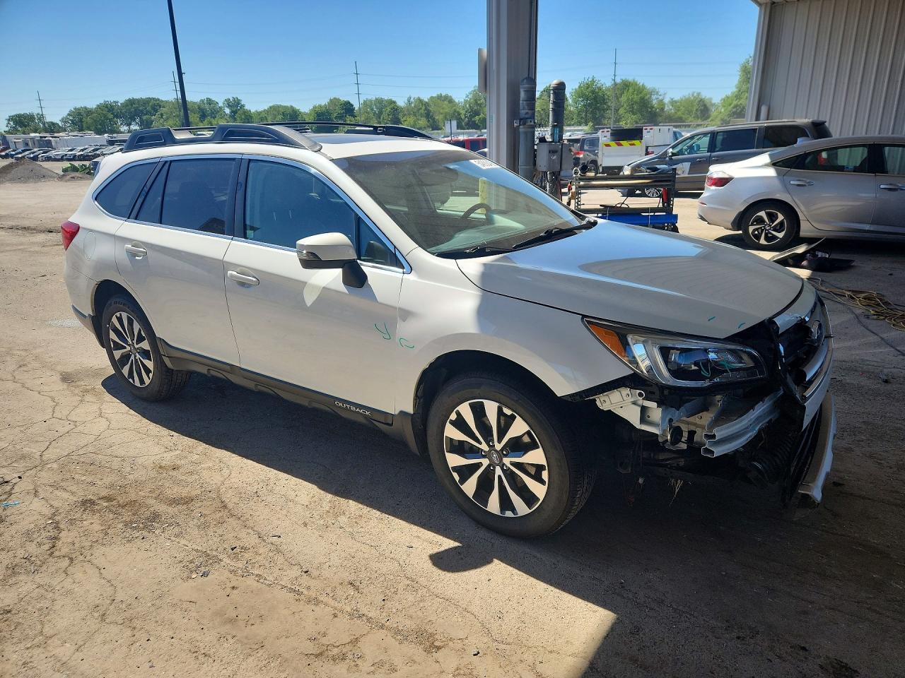 2017 SUBARU OUTBACK — фото 4