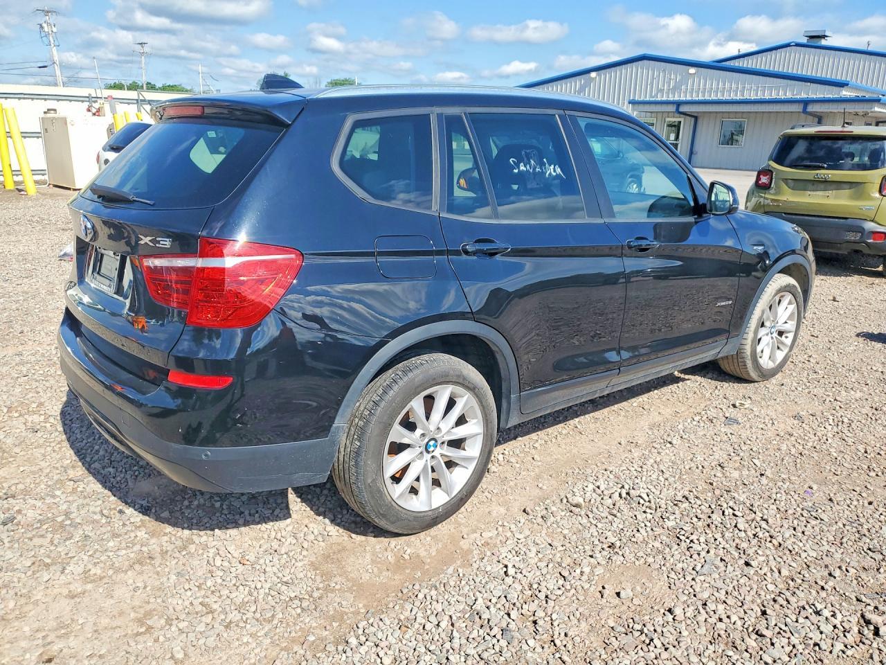 2017 BMW X3 — фото 3