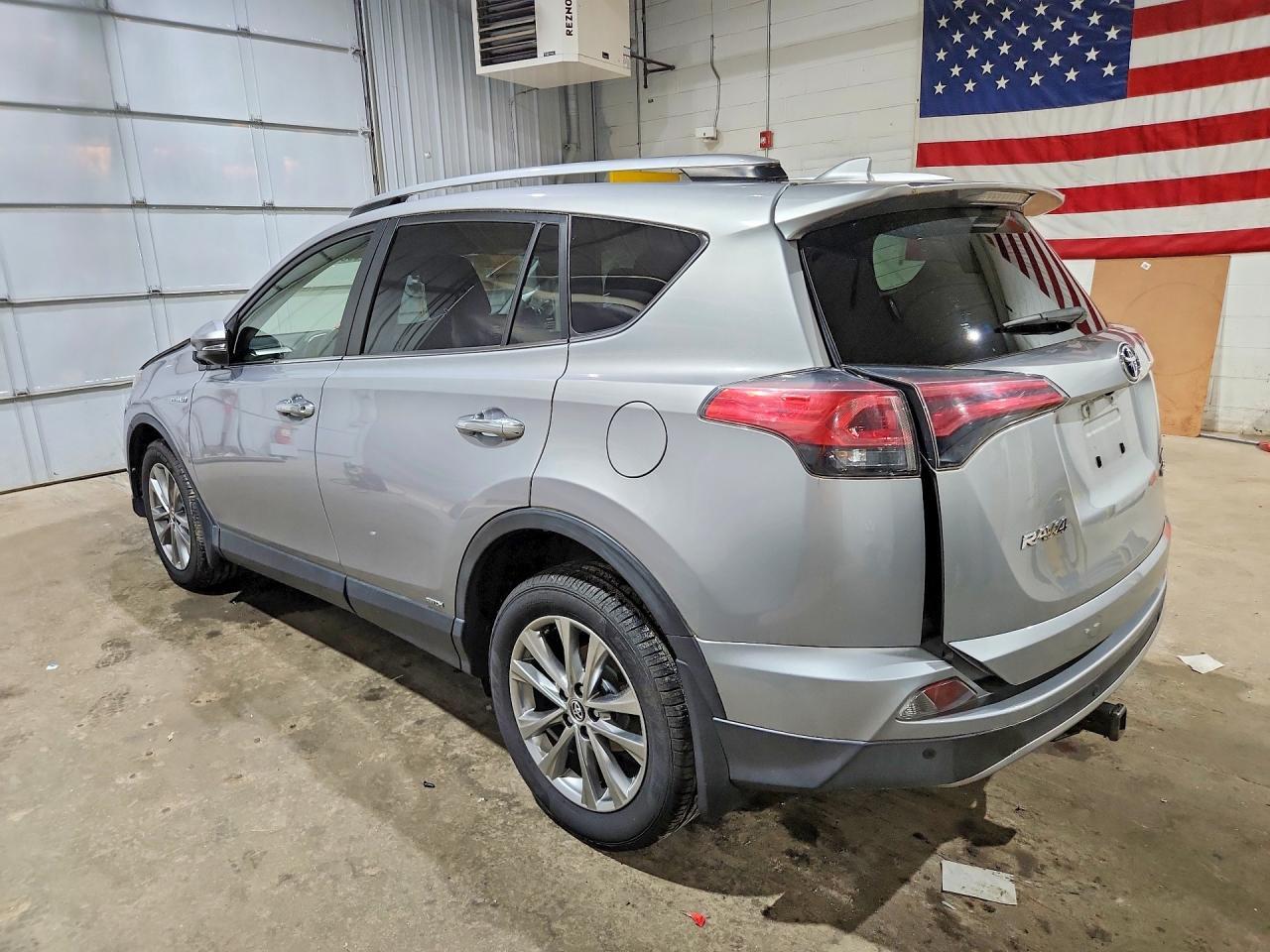 2018 TOYOTA RAV4 HYBRID — фото 2