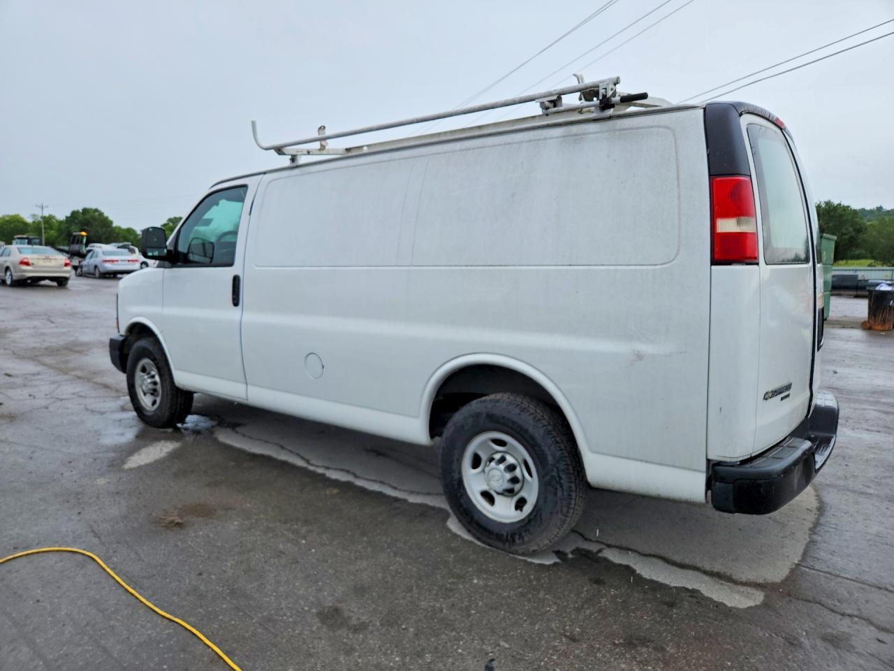 2015 CHEVROLET EXPRESS — фото 2